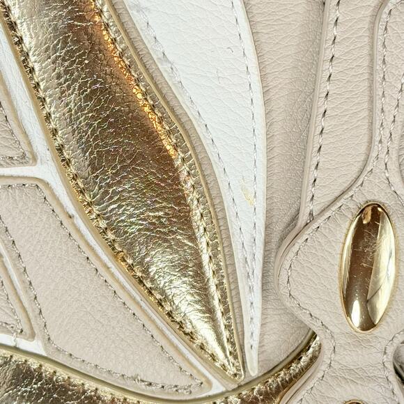 Betsey Johnson Festival RARE Gold Vegan Leather Butterfly Boho Y2K Crossbody Bag - Picture 6 of 14